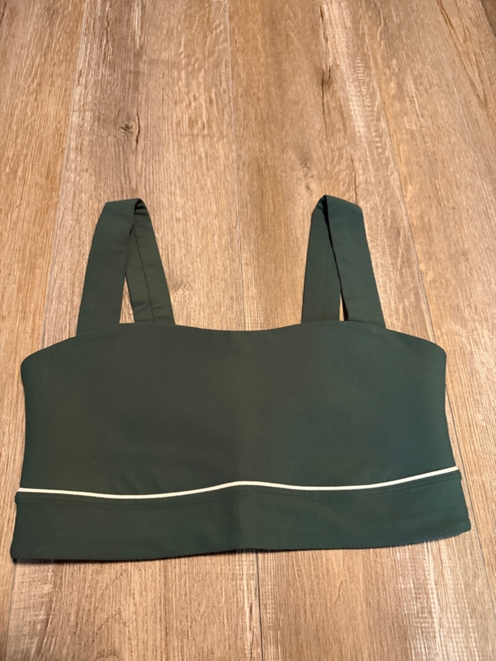 all in motion Green Active Sports Bra with White Tag Detail